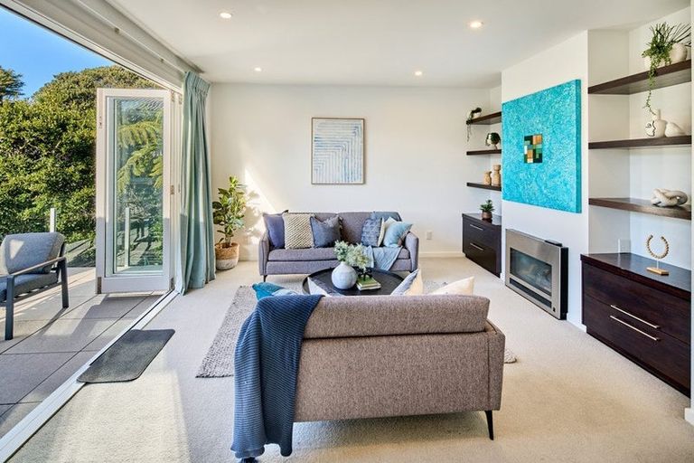 Photo of property in 42 Nottingham Street, Karori, Wellington, 6012