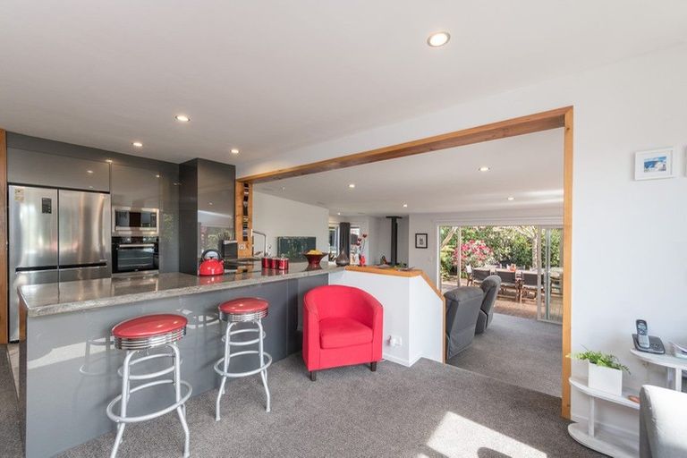 Photo of property in 1 Bird Lane, Wakefield, 7025