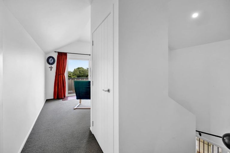 Photo of property in 1 Wilson Road, Opunake, 4616