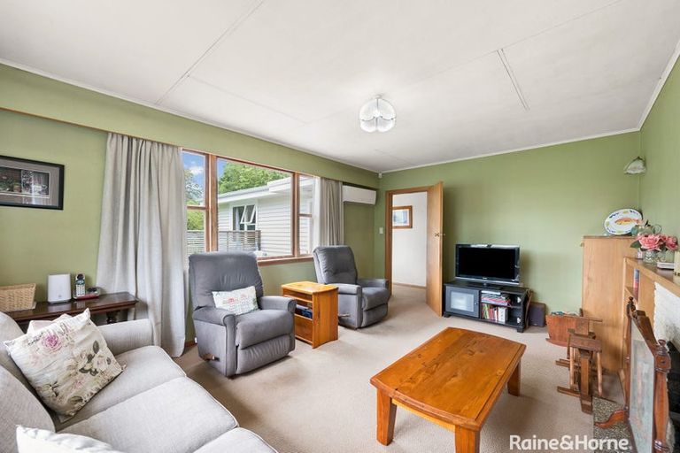 Photo of property in 112 South Road, Solway, Masterton, 5810