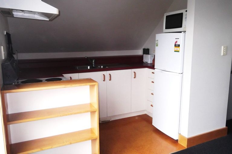 Photo of property in 225 Huia Street, Waikanae, 5391