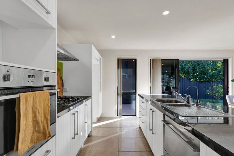 Photo of property in 56a Alberta Road, Glen Avon, New Plymouth, 4312