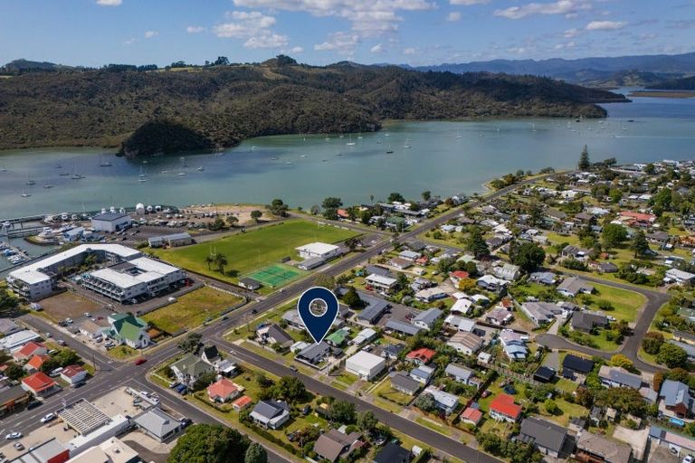 Photo of property in 2a Bryce Street, Whitianga, 3510