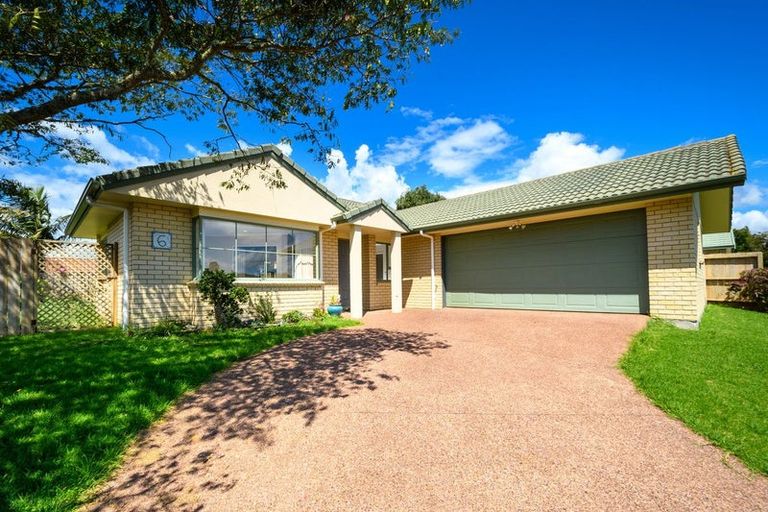 Photo of property in 6 Northridge Terrace, Massey, Auckland, 0614