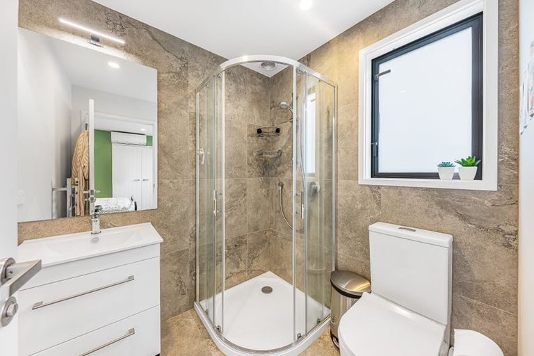 Photo of property in 8 Makete Crescent, Hobsonville, Auckland, 0618