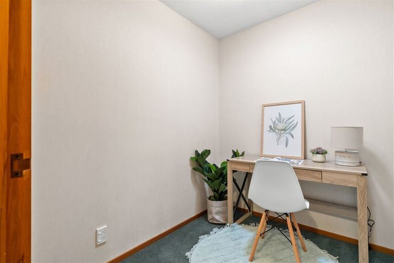 Photo of property in 1/251 Memorial Avenue, Burnside, Christchurch, 8053