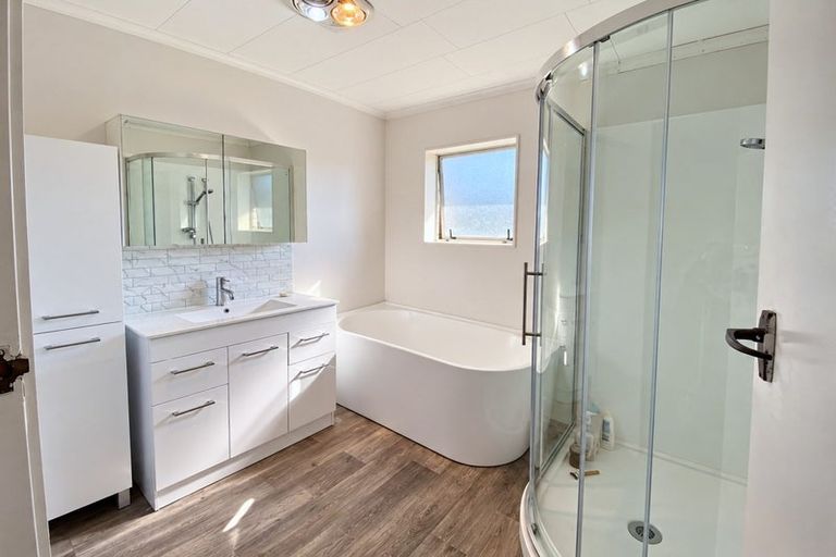 Photo of property in 12 Camellia Avenue, Bell Block, New Plymouth, 4312