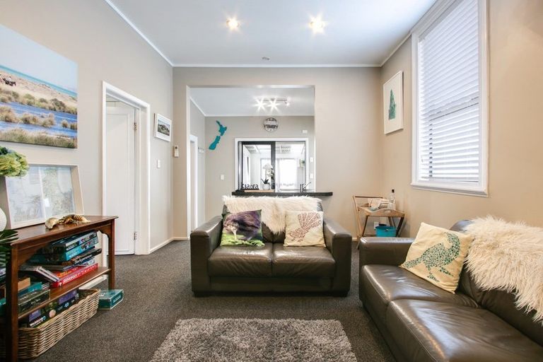 Photo of property in 120 Waghorne Street, Ahuriri, Napier, 4110