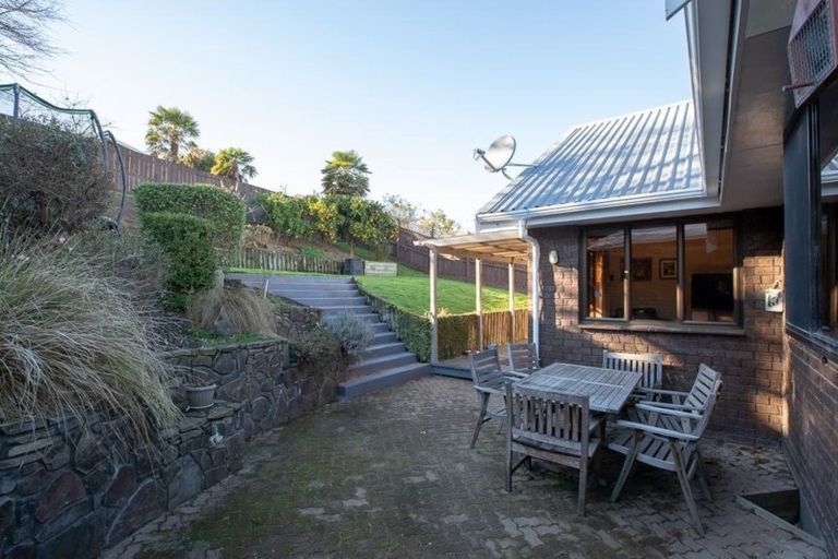 Photo of property in 4 Kenilworth Place, Dinsdale, Hamilton, 3204