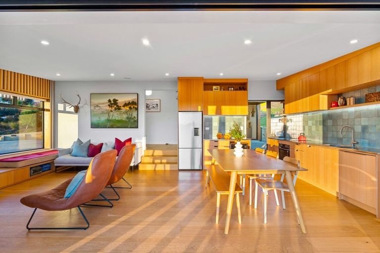 Photo of property in 94 Amreins Road, Waitakere, Henderson, 0782