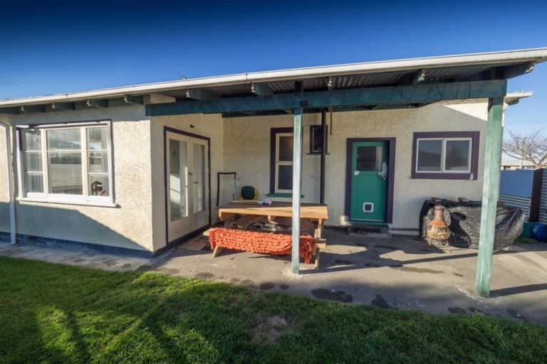 Photo of property in 132 Mcmurdo Street, Tinwald, Ashburton, 7700