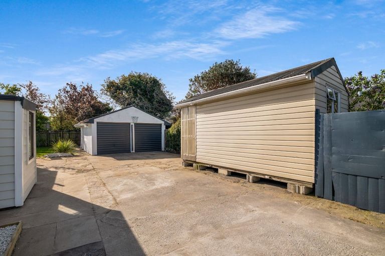 Photo of property in 327a Breezes Road, Aranui, Christchurch, 8061