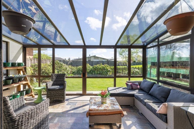 Photo of property in 18 Waterford Drive, Winton, 9720