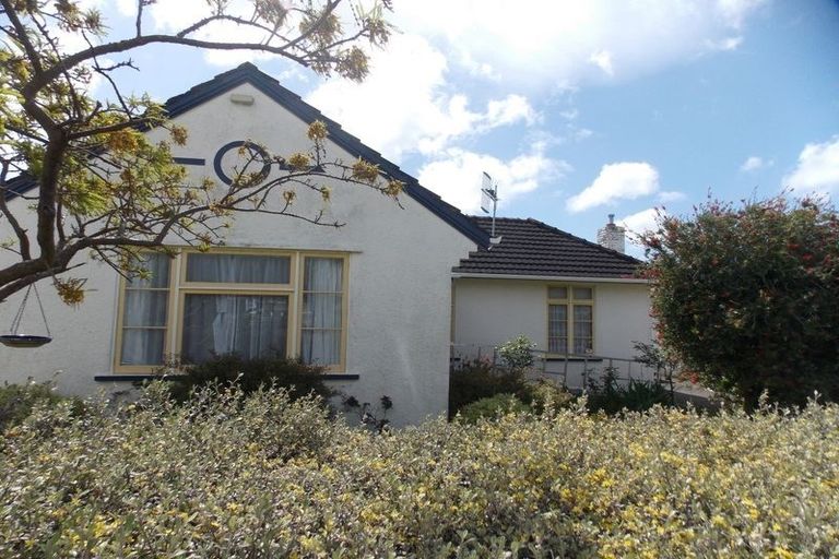 Photo of property in 25 Rewa Street, Takaro, Palmerston North, 4412