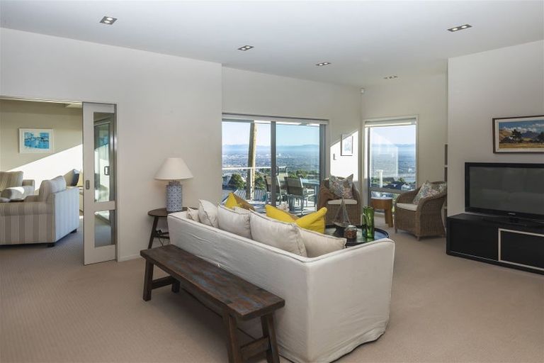 Photo of property in 135 Major Hornbrook Road, Mount Pleasant, Christchurch, 8081