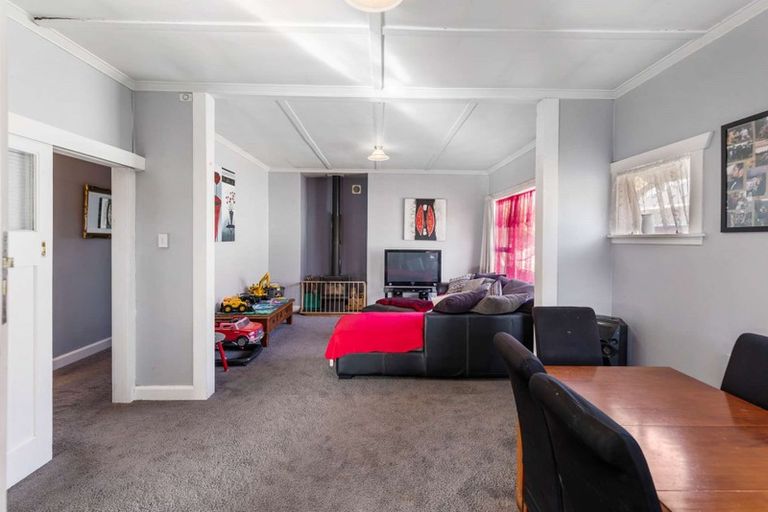 Photo of property in 44 Puriri Street, Gonville, Whanganui, 4501