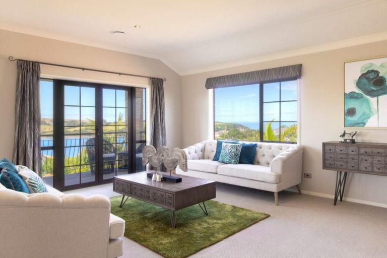 Photo of property in 10 Clansman Terrace, Gulf Harbour, Whangaparaoa, 0930