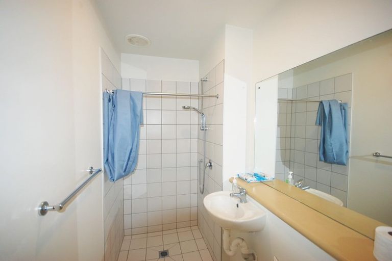 Photo of property in Oakwood Hall Apartments, 6b/81 Wakefield Street, Auckland Central, Auckland, 1010