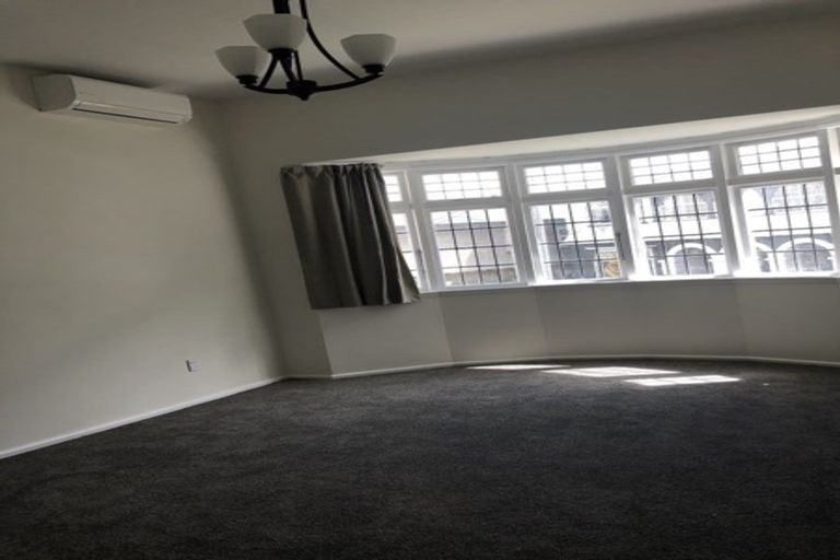 Photo of property in 8 Grass Street, Oriental Bay, Wellington, 6011