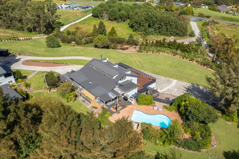 Photo of property in 2 Pinestead Reach, Stillwater, Silverdale, 0993