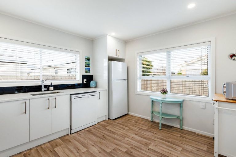 Photo of property in 4 Walter Street, Fairfield, Hamilton, 3214