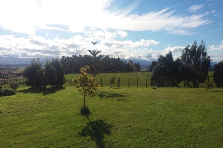 Photo of property in 121 Southdown Drive, Martinborough, 5781