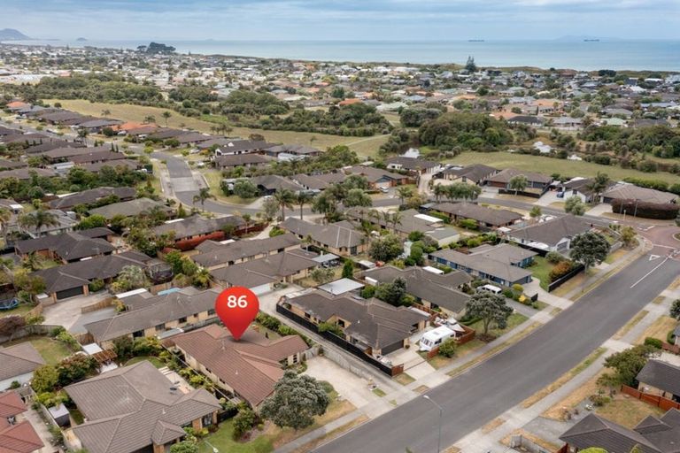 Photo of property in 86 Longview Drive, Papamoa Beach, Papamoa, 3118