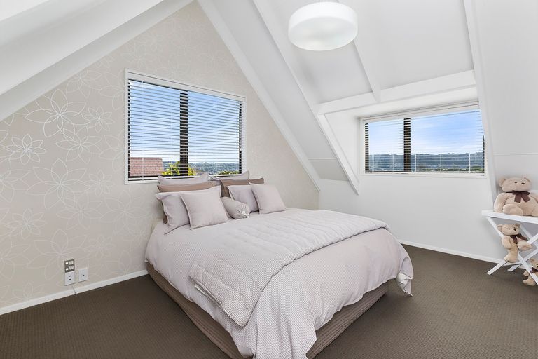 Photo of property in 5 Beverley Place, Waverley, Dunedin, 9013