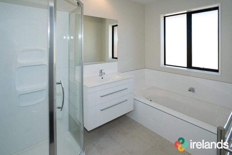 Photo of property in 36 Bradwell Crescent, Halswell, Christchurch, 8025