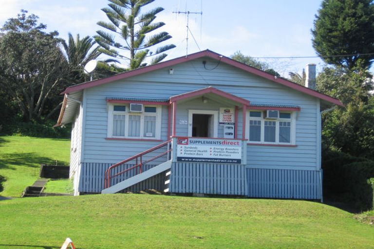 Photo of property in 15 Tarewa Road, Morningside, Whangarei, 0110