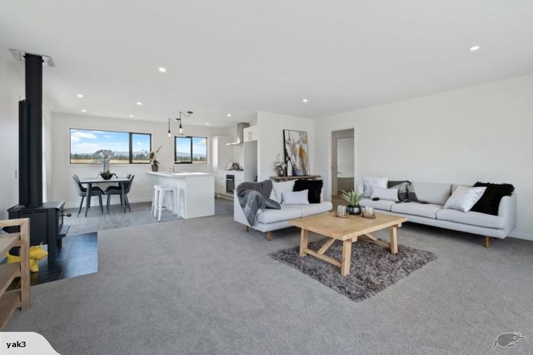Photo of property in 3 Isthmus Place, Lake Hawea, Wanaka, 9382