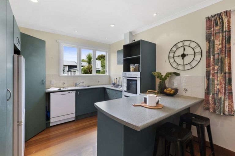 Photo of property in 9 Beaumont Avenue, Alicetown, Lower Hutt, 5010