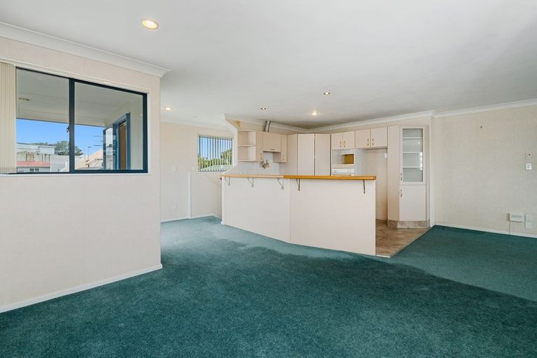 Photo of property in 39a Fourth Avenue, Tauranga, 3110