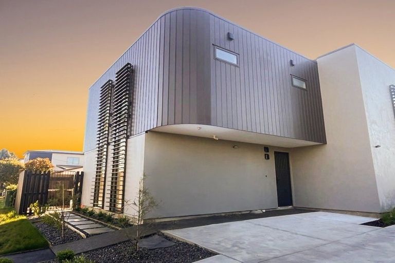 Photo of property in 1/34 Vagues Road, Northcote, Christchurch, 8052