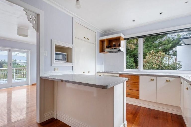 Photo of property in 17 Landview Road, Parkvale, Tauranga, 3112