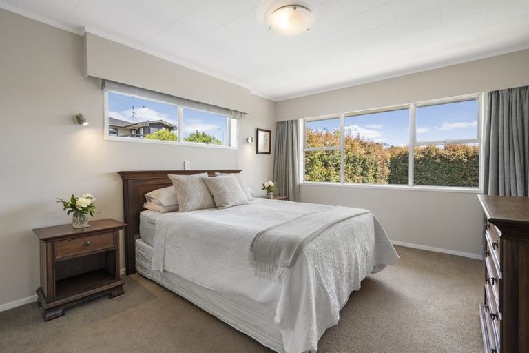 Photo of property in 6a Reydon Place, Cockle Bay, Auckland, 2014