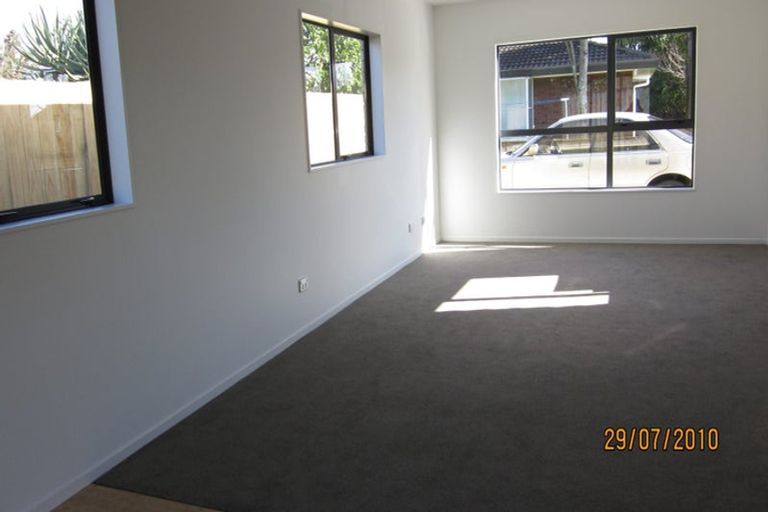 Photo of property in 58a Swanson Road, Henderson, Auckland, 0610