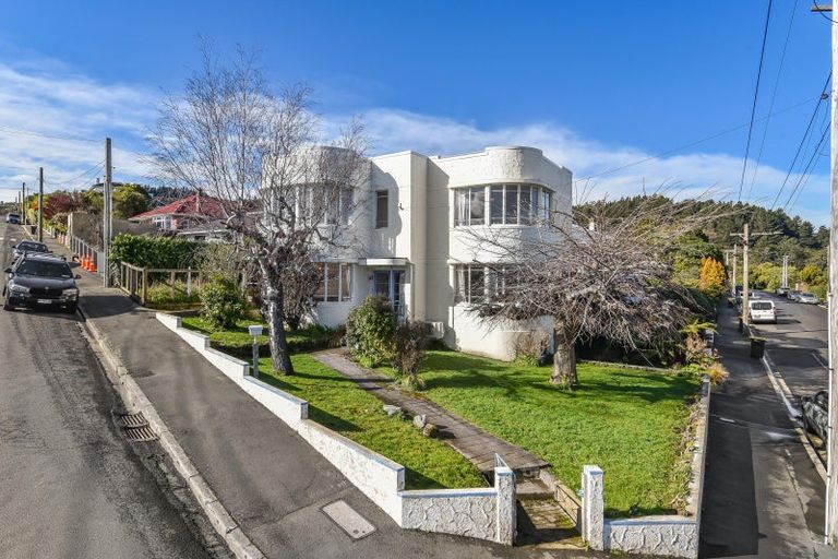 Photo of property in 90 Signal Hill Road, Opoho, Dunedin, 9010