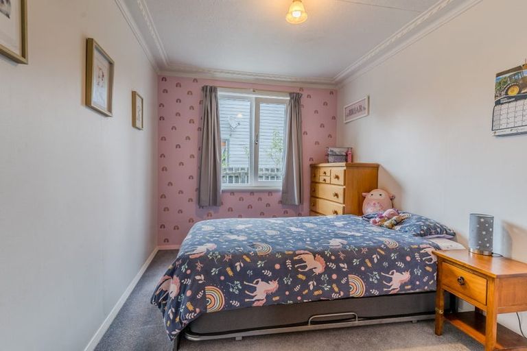 Photo of property in 37 Dryden Street, Milton, 9220