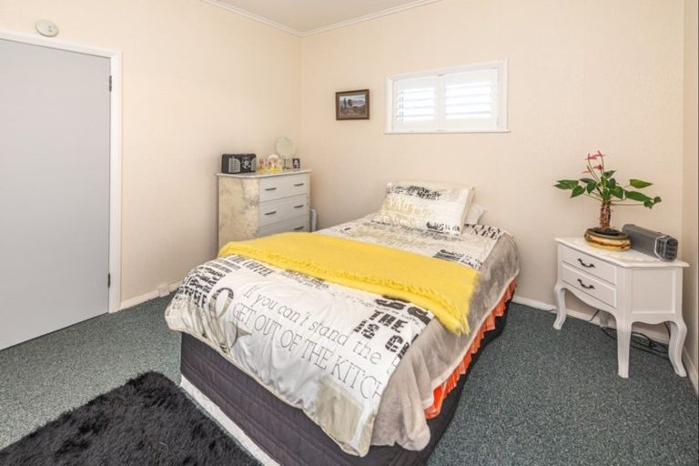 Photo of property in 98 Alma Road, Gonville, Whanganui, 4501