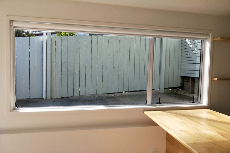 Photo of property in 54 Birkdale Road, Birkdale, Auckland, 0626