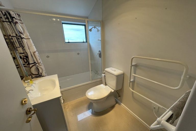 Photo of property in Mt Carmel Mews, 1/9 Arawa Road, Hataitai, Wellington, 6021