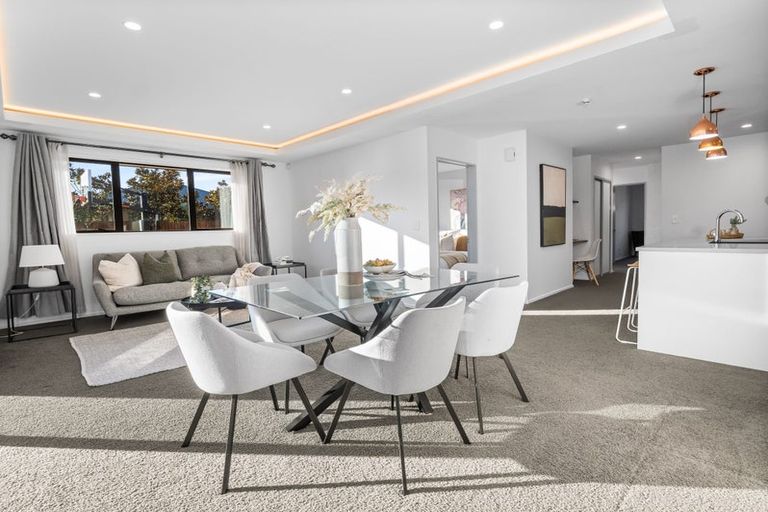 Photo of property in 43 Shadbolt Lane, Rolleston, 7614