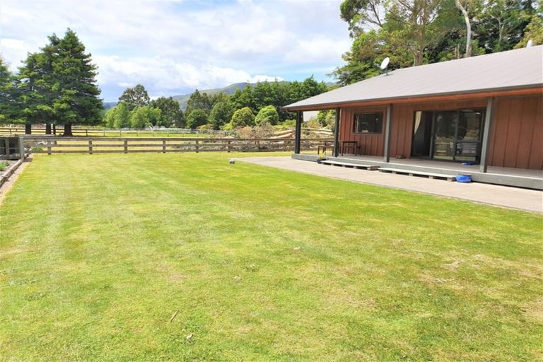 Photo of property in 167 Parkes Line Road, Maymorn, Upper Hutt, 5018