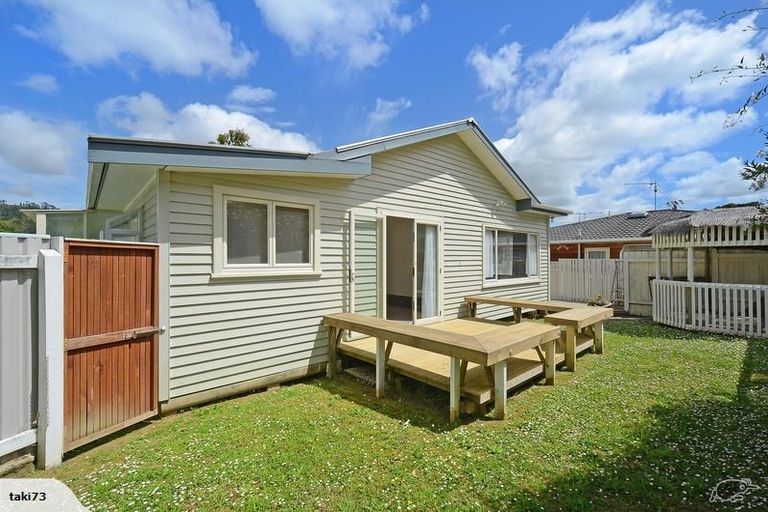 Photo of property in 1/56 Manuka Street, Stokes Valley, Lower Hutt, 5019