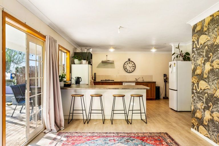 Photo of property in 215 Riverbend Road, Meeanee, Napier, 4110