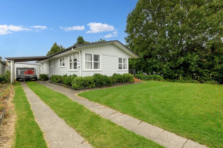 Photo of property in 18 Atuaroa Avenue, Te Puke, 3119