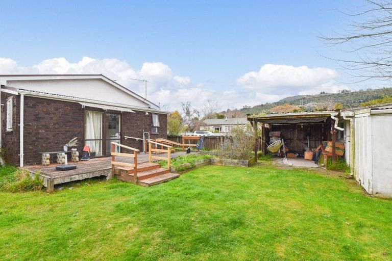 Photo of property in 40 Kawaha Point Road, Fairy Spring, Rotorua, 3015