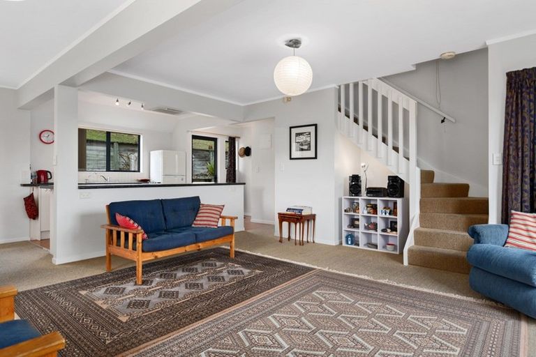 Photo of property in 12 Zachary Place, Welcome Bay, Tauranga, 3112