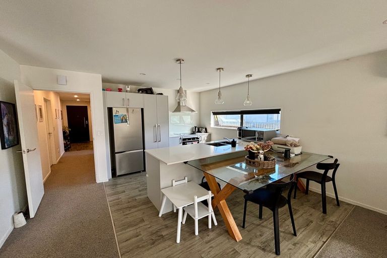 Photo of property in 2 Roto Lane, Pukekohe, 2120